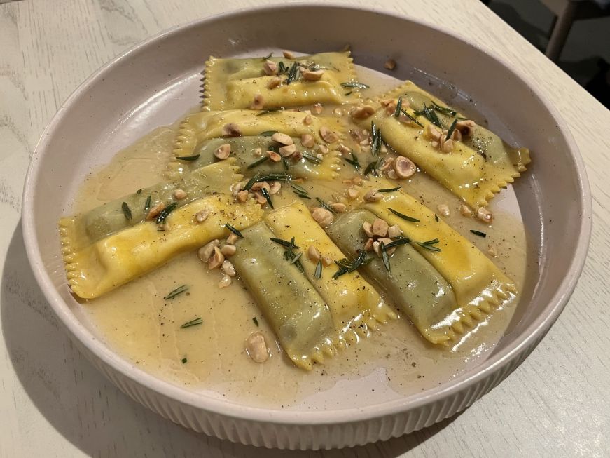 Doppio ravioli, Dario, Minneapolis Plate of ravioli